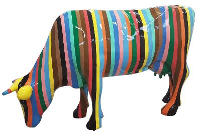 Sculpture de Vache Tête  baissée Multicolore - L 225cm